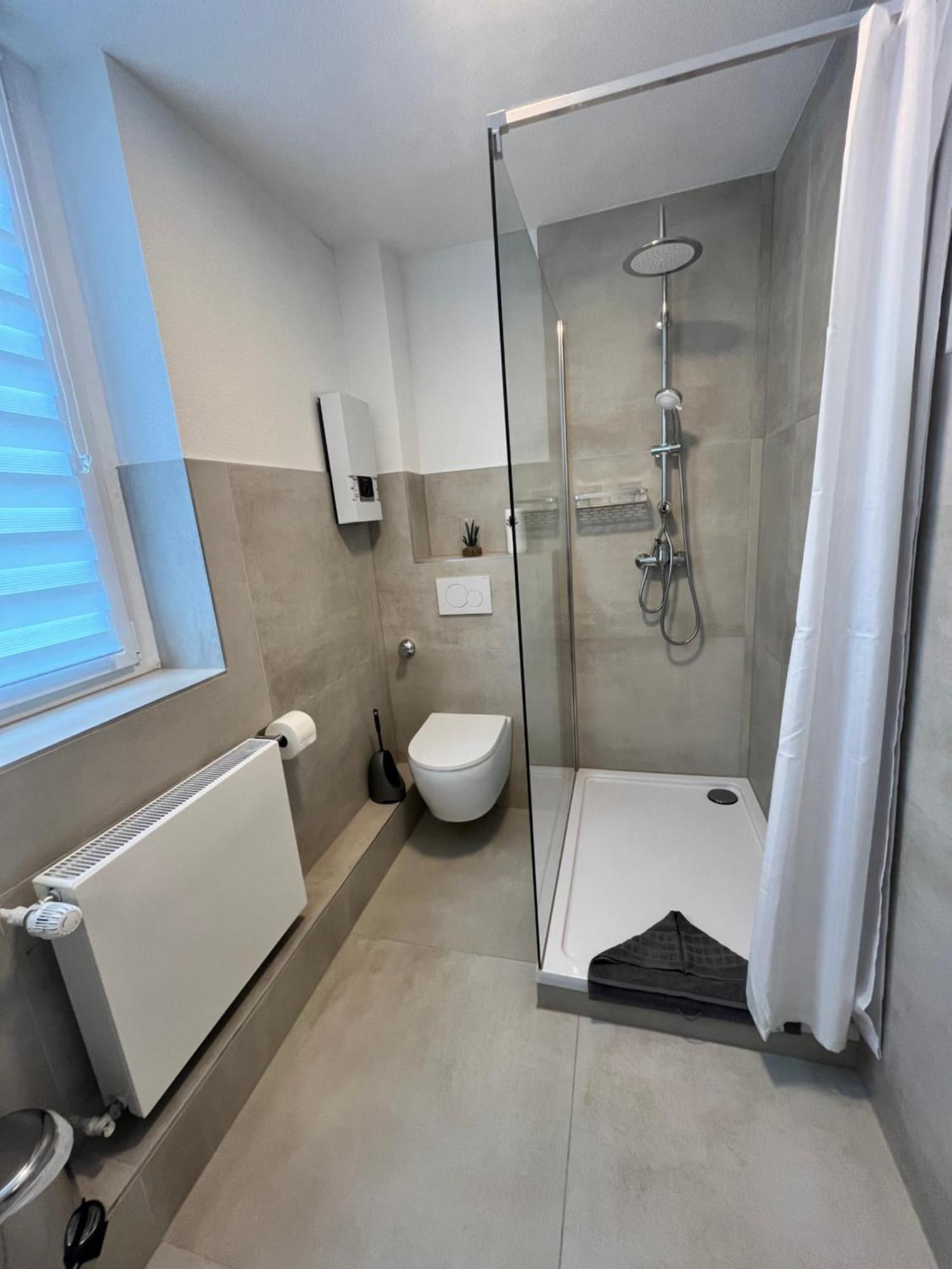 Appartment New York Naehe Duesseldorf, Messe, Hbf, City, Wifi, Helios Hospital Krefeld Bagian luar foto
